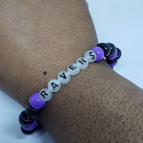 Baltimore Ravens glow in dark Beaded Bracelet - Picture 3 of 3